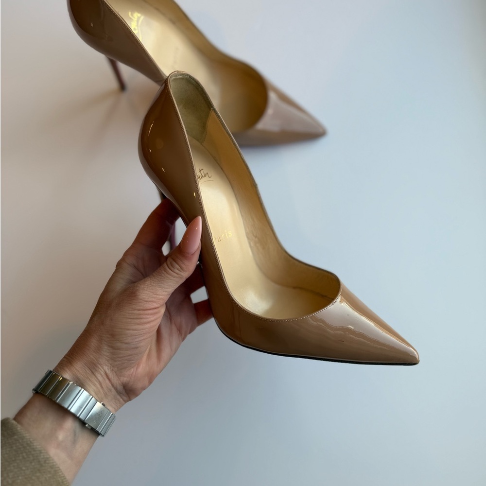Christian Louboutin Beige Patent Leather Heels